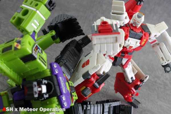 TFC Toys Uranos F 4 Phantom Not Superion Image   (7 of 25)